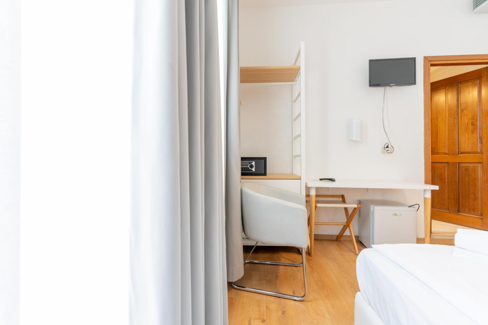 Hotel Regina كاوْرلي المظهر الخارجي الصورة